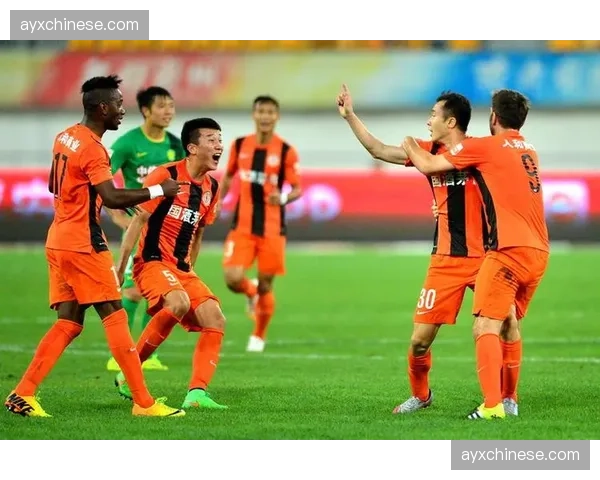 通讯：伤停补时连入两球，莱切上演惊天逆转保级重现曙光